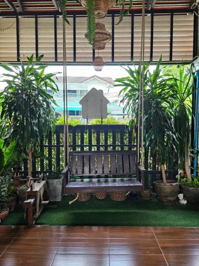 Banchan Hostel Phra Nakhon Si Ayutthaya Luaran gambar