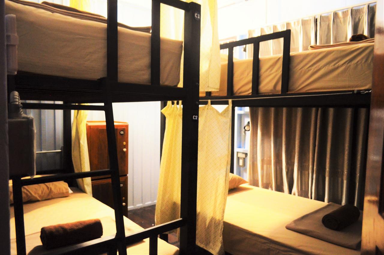 Banchan Hostel Phra Nakhon Si Ayutthaya Luaran gambar