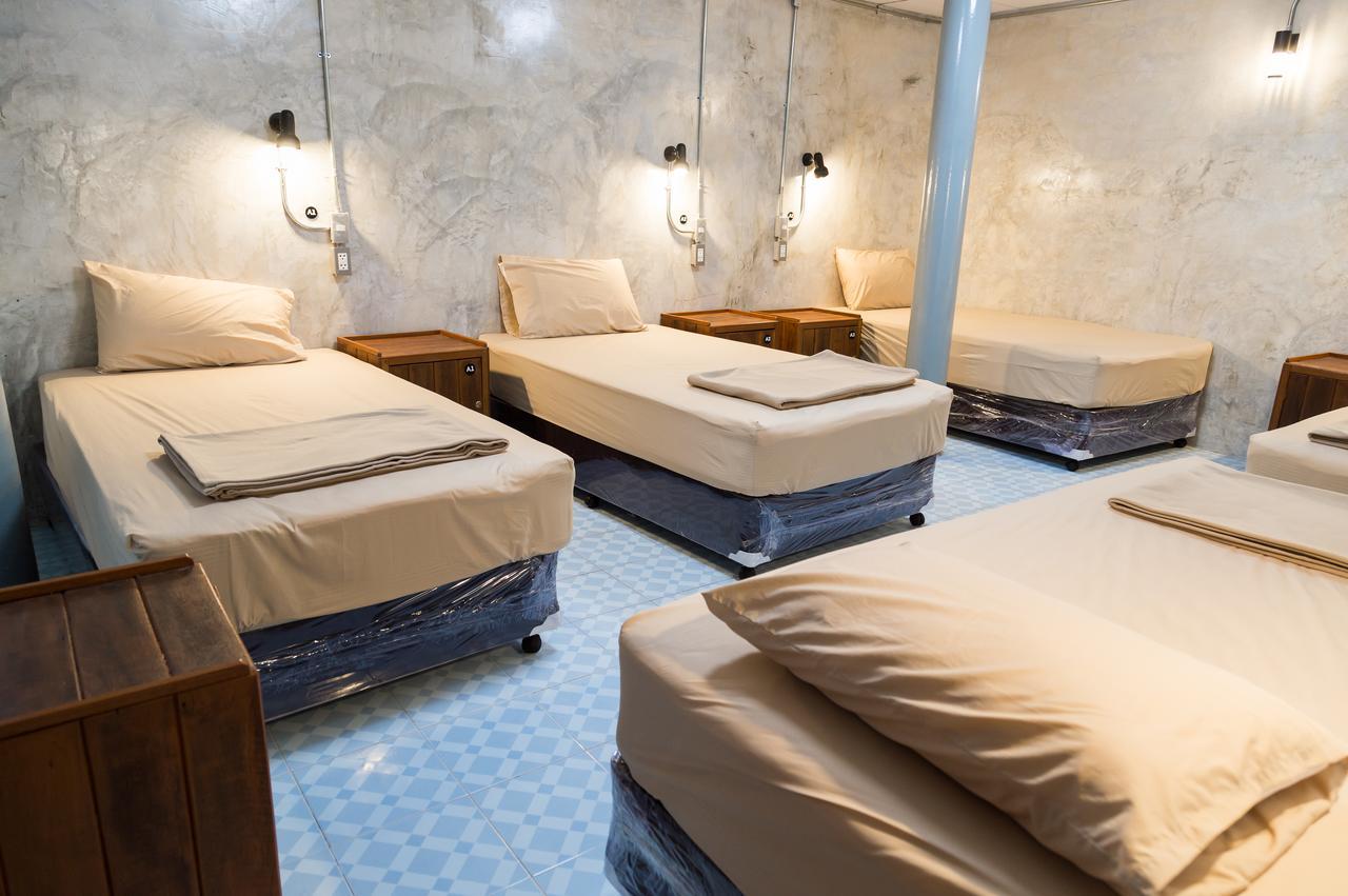 Banchan Hostel Phra Nakhon Si Ayutthaya Luaran gambar