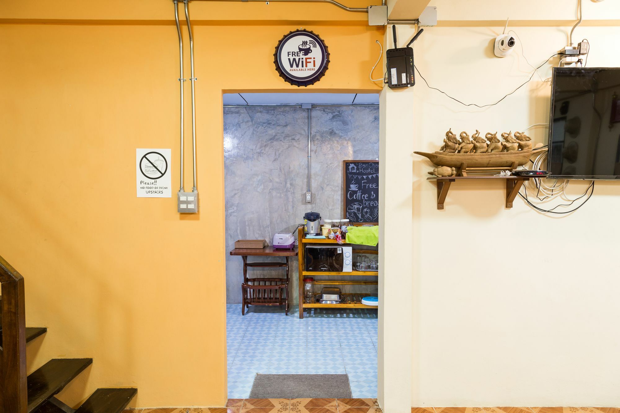 Banchan Hostel Phra Nakhon Si Ayutthaya Luaran gambar
