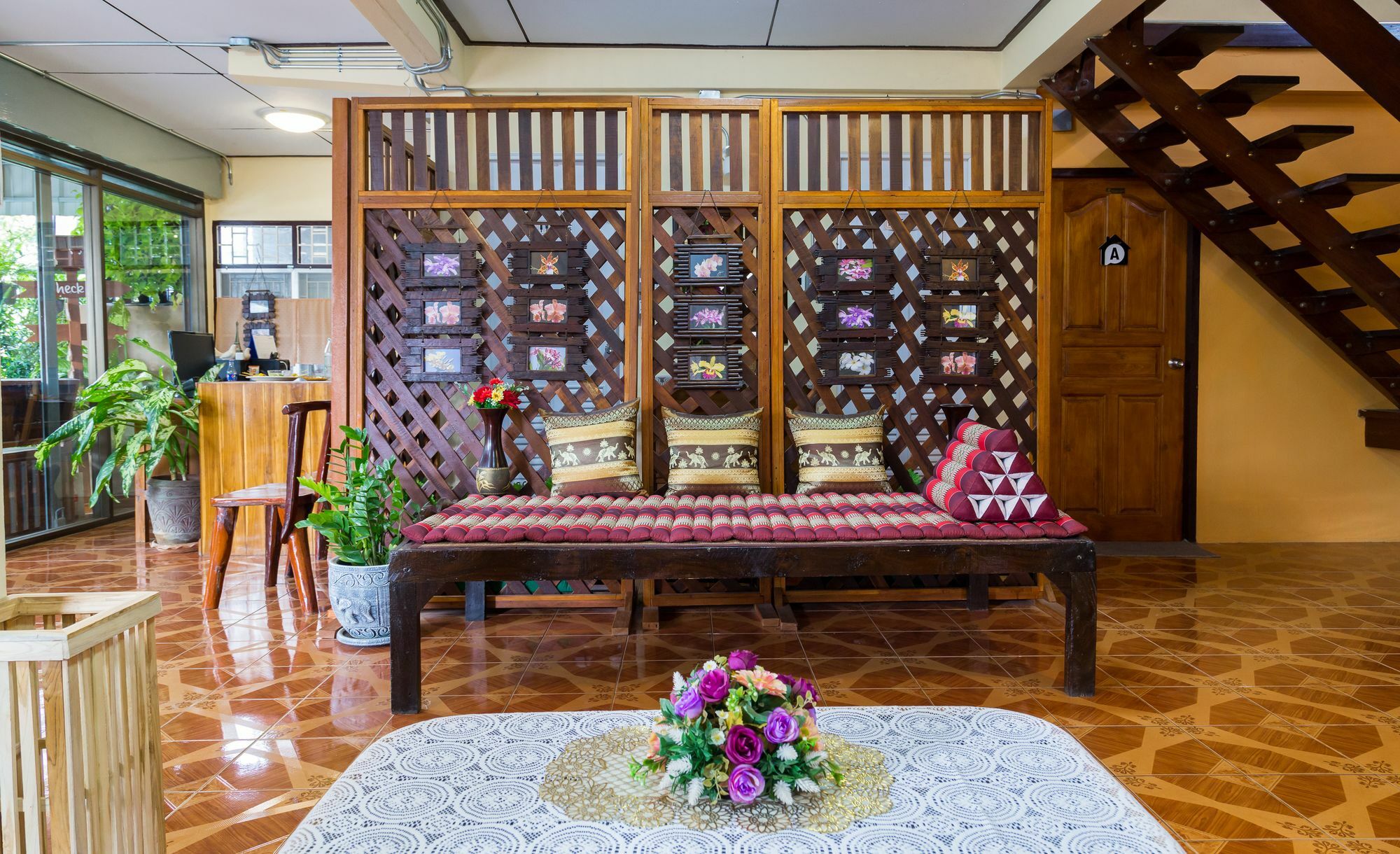 Banchan Hostel Phra Nakhon Si Ayutthaya Luaran gambar